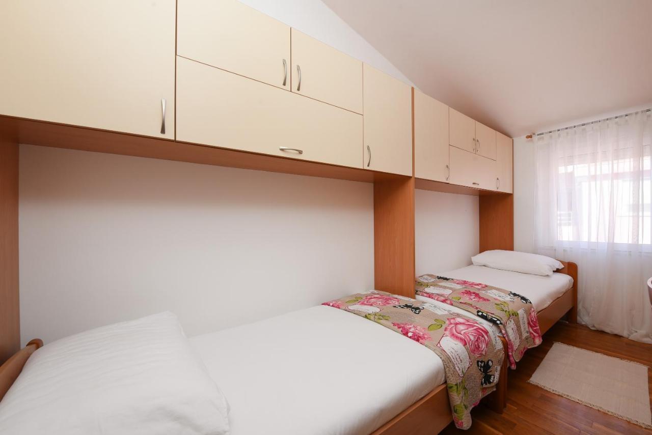 Lola Maria 2 Apartment Задар Екстериор снимка